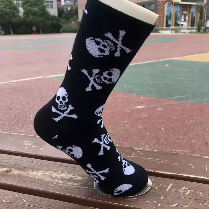 Skull and Cross Bones Pattern Men's Socks