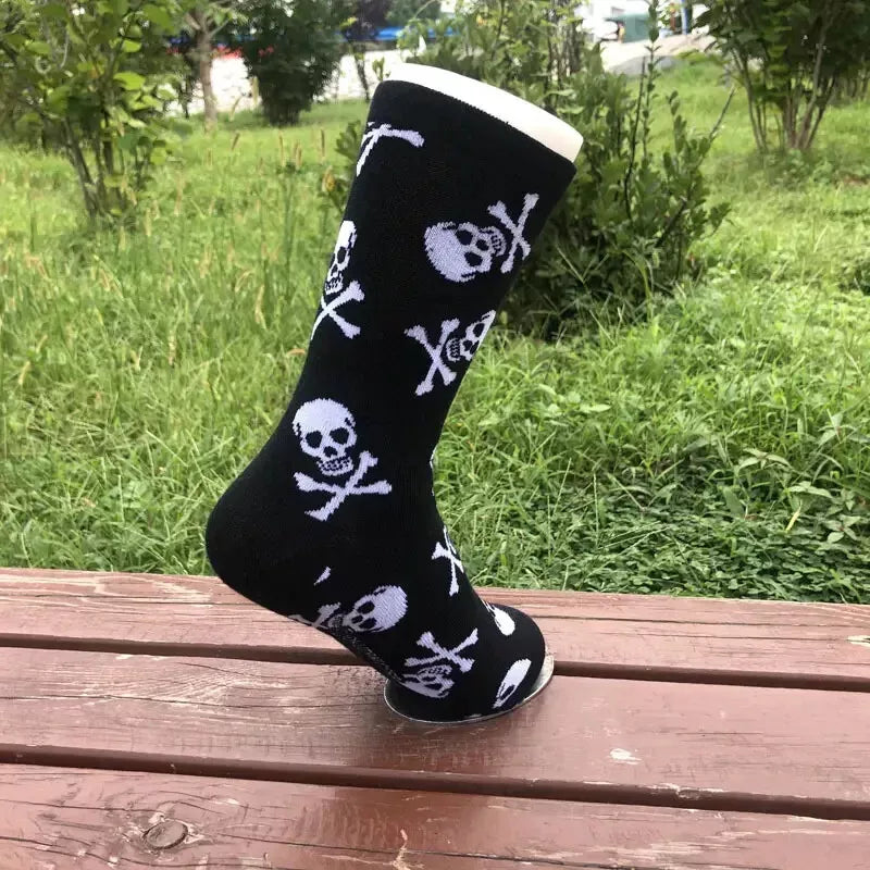 Skull and Cross Bones Pattern Men's Socks